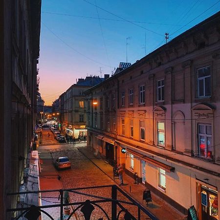 Large & Modern Flat With Balcony In Heart Of Lviv Apartment Exterior photo