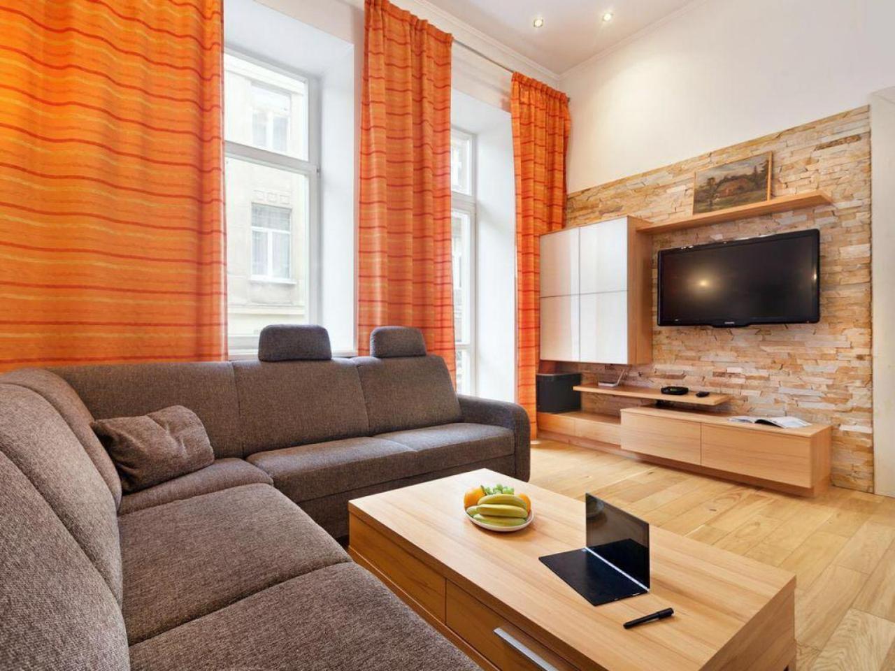 Large & Modern Flat With Balcony In Heart Of Lviv Apartment Exterior photo